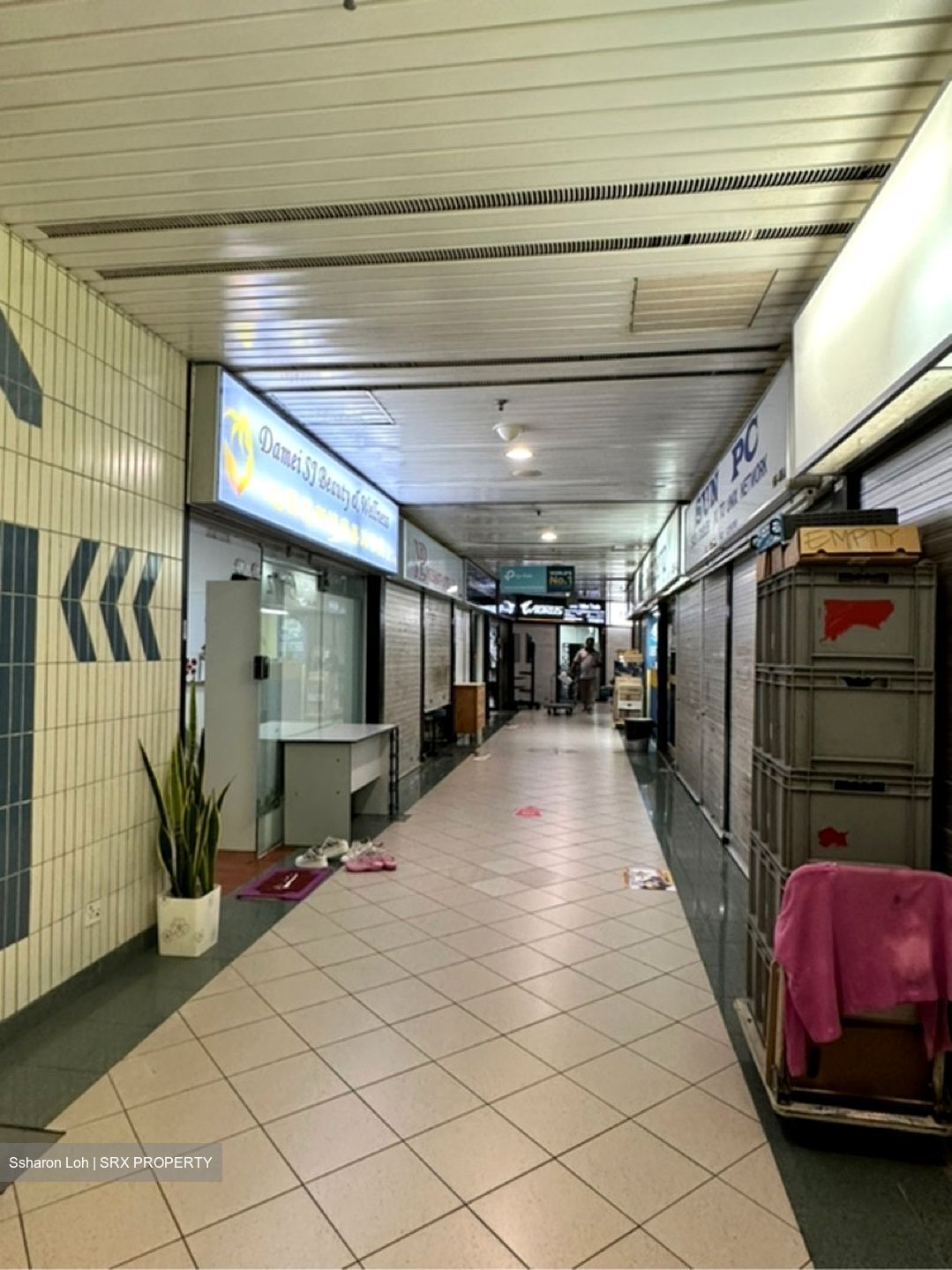 Sim Lim Square (D7), Shop House #606318631